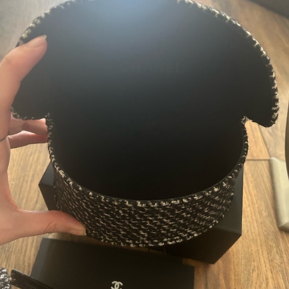 Super Chic Tweed Chanel Sunglasses - Picture 3 of 4